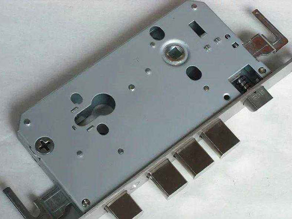 新吴24小时上门开锁公司