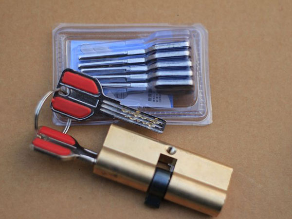 新吴24小时上门开锁公司