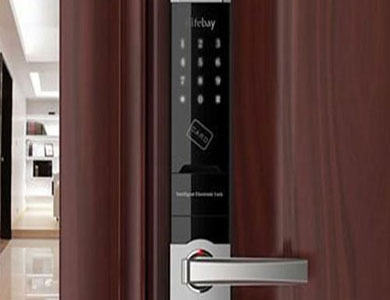 新吴24小时上门开锁公司